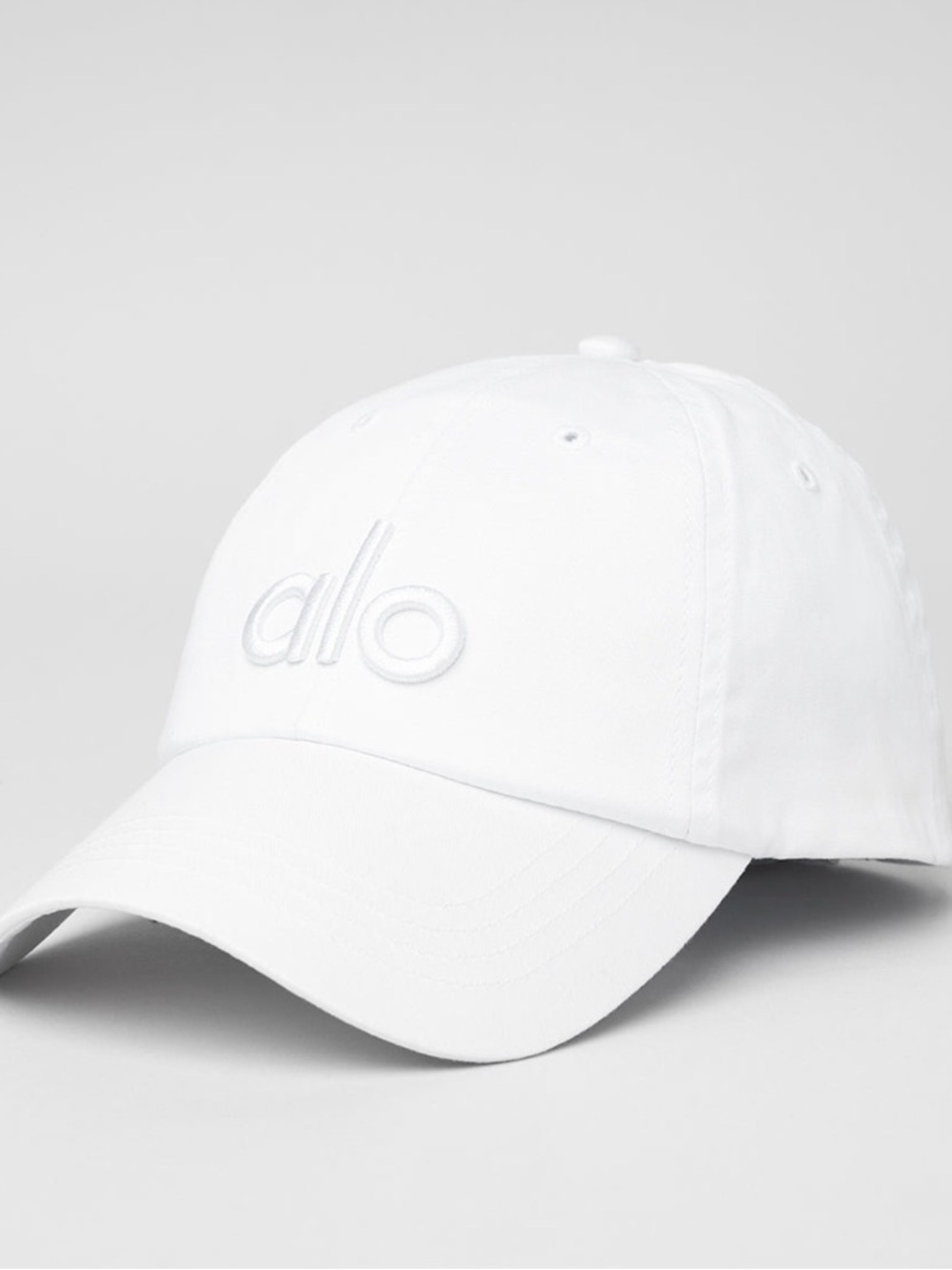 Alo off duty cap- bright white